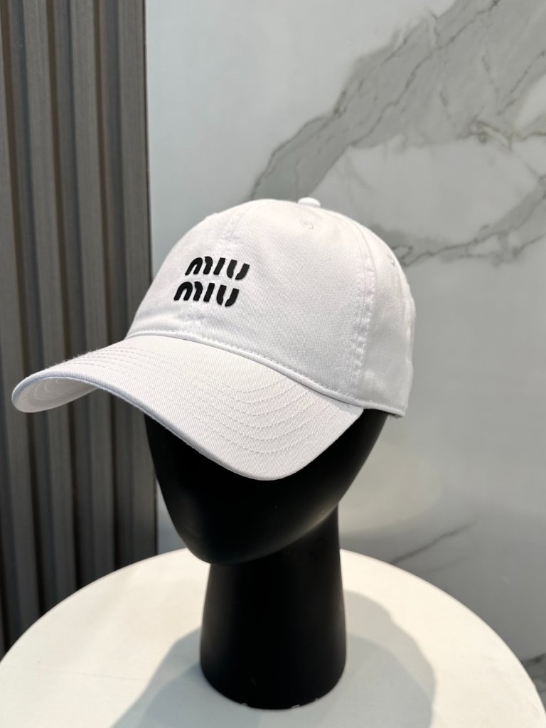 Miu Miu Embroidered Logo Baseball Cap 59$